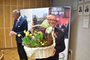 Wieloletni dyrektor naszych szkół Waldemar Paszylka przeszedł na emeryturę